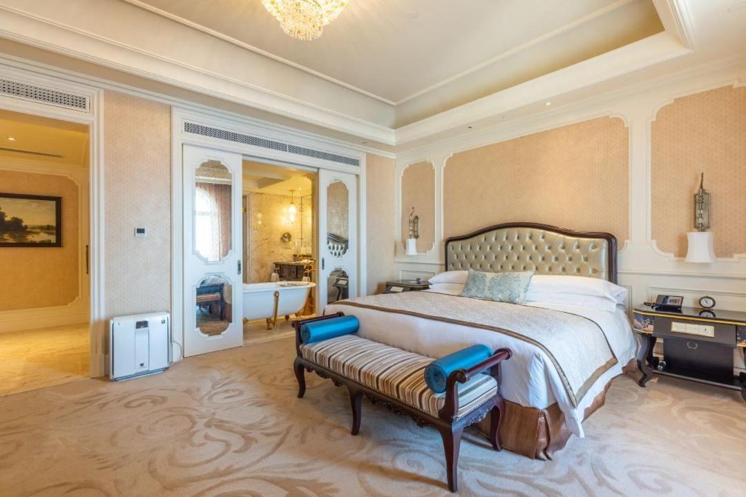 The Castle Hotel, A Luxury Collection Hotel, Dalian Bagian luar foto